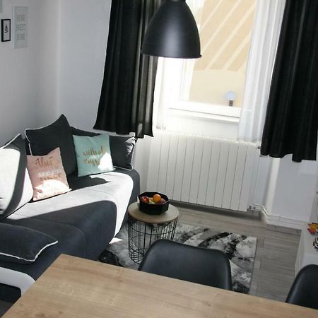 Stylish Apartment In City Center Pula Luaran gambar