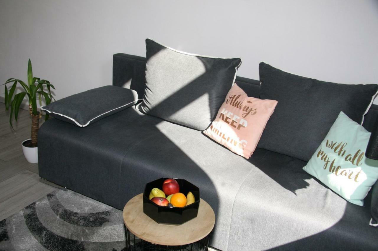 Stylish Apartment In City Center Pula Luaran gambar